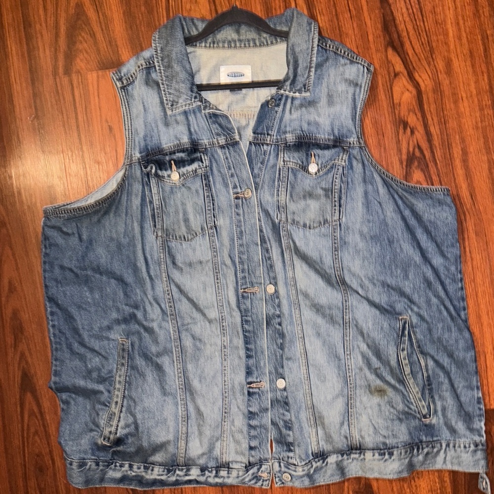 Old Navy Medium Wash Blue Denim Vest sz 4x - Picture 14 of 16